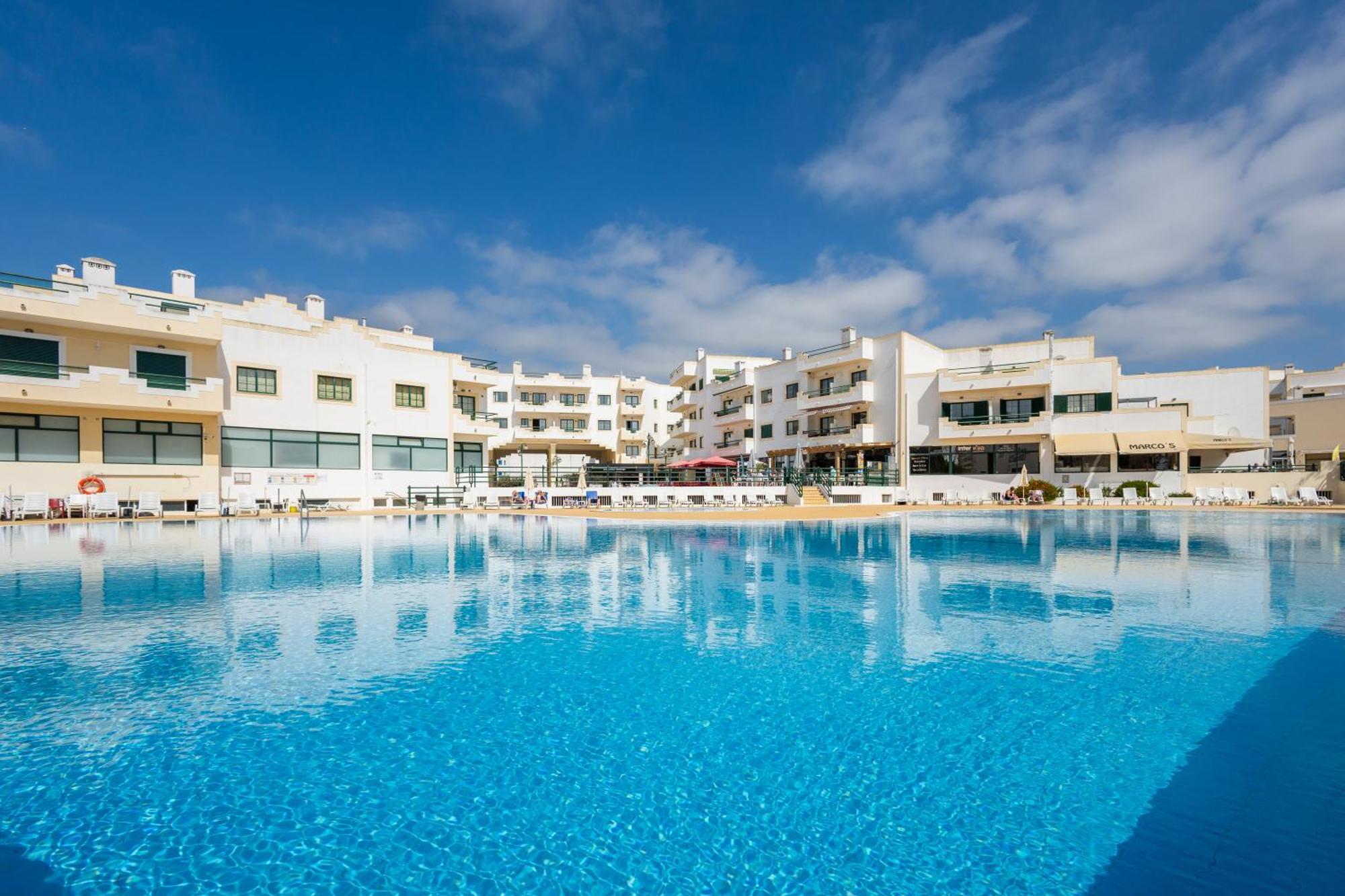 Dunas Hostel & Guesthouse Alvor Exterior photo
